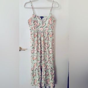 ❎Sold❎ NWT Spaghetti Strap Maternity Midi Dress